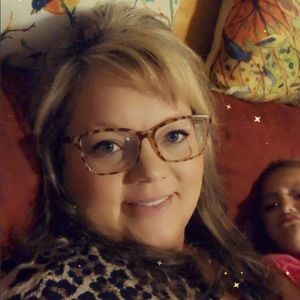 Meet your Posher, Lana